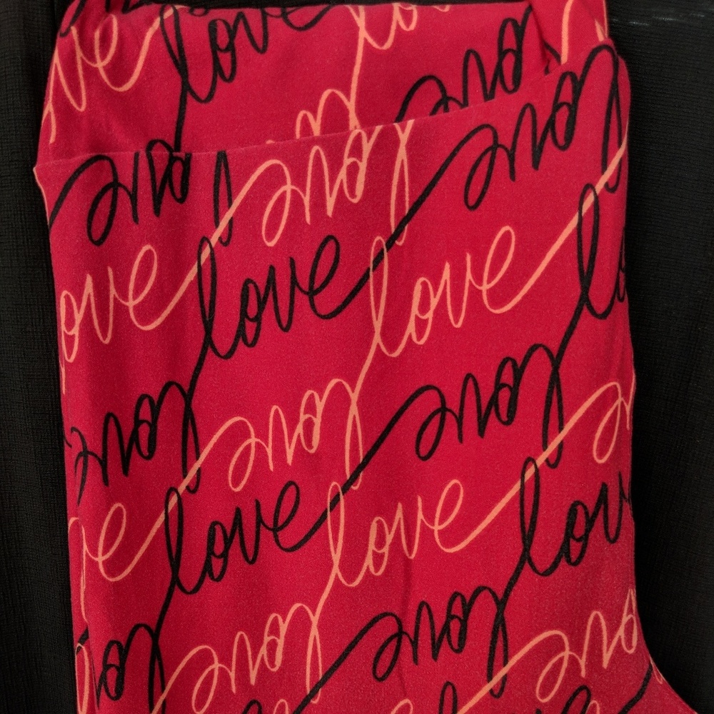 Lularoe TC Valentine's leggings